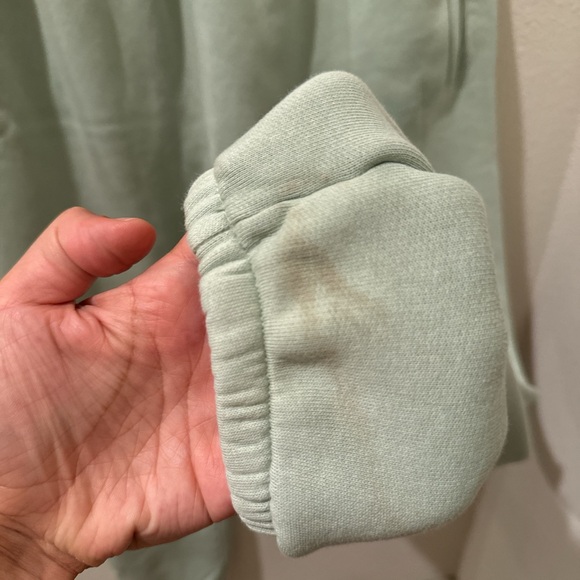 Outdoor Voices Sage Sweatpants - Picture 4 of 7